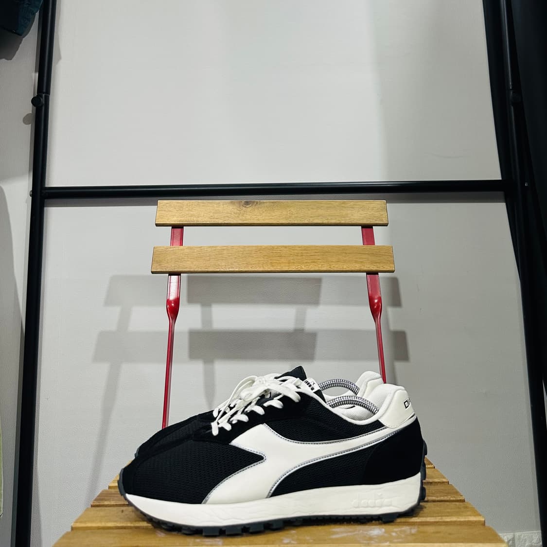 280) 디아도라 운동화 남성 남자 신발 레제로 검흰 상품이미지3