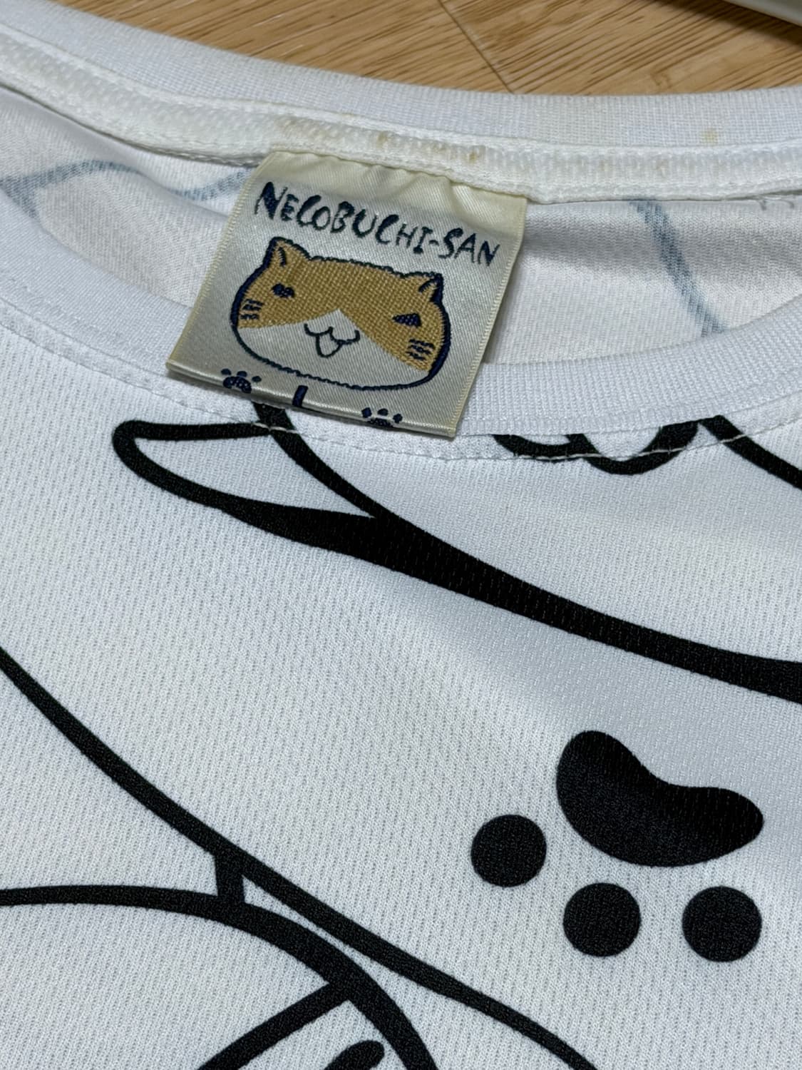 네코부치 화이트 고양이 프린팅 반팔 상품이미지3