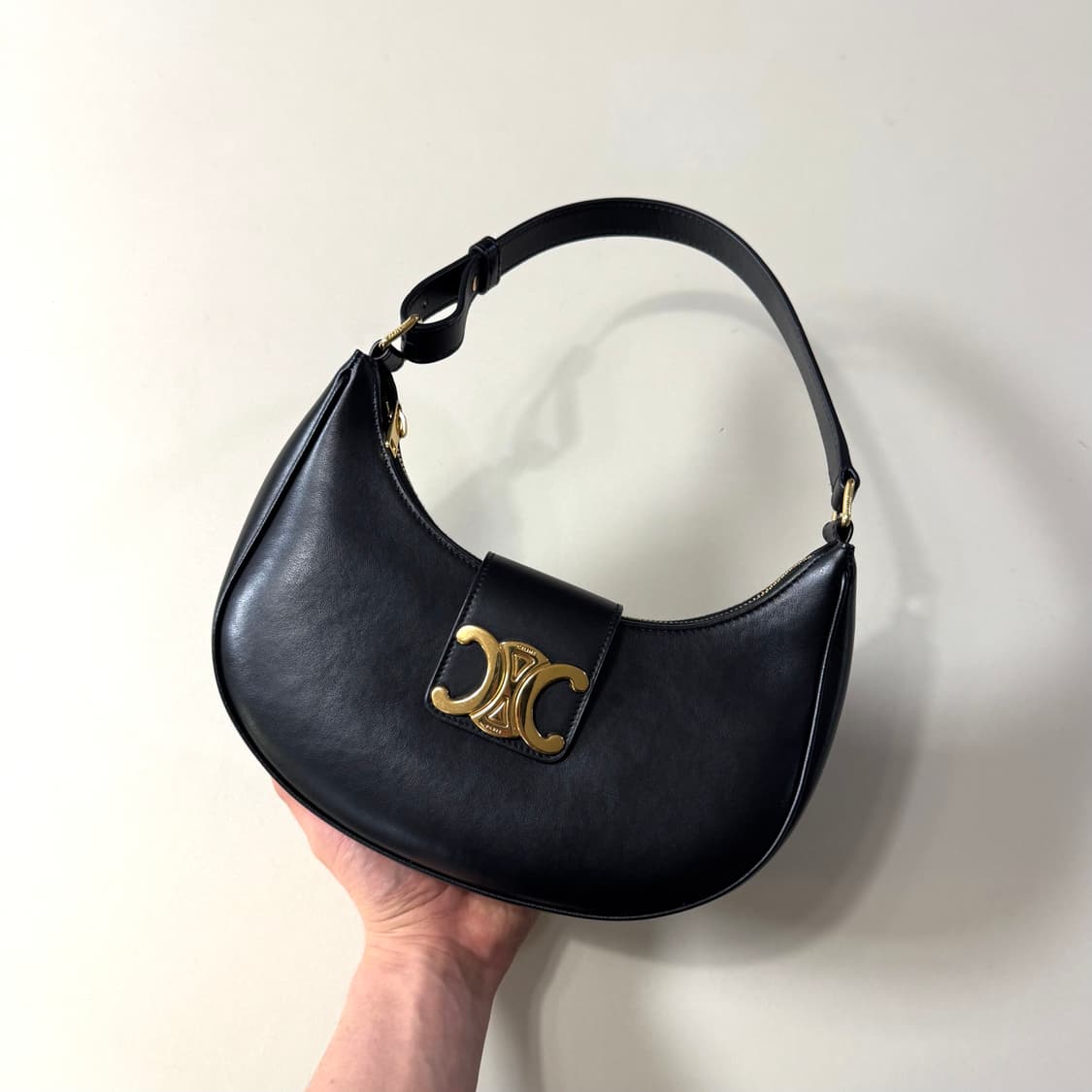 [백화점판/당일출고]셀린느 트리옹프 아바백 / 숄더백 상품이미지3