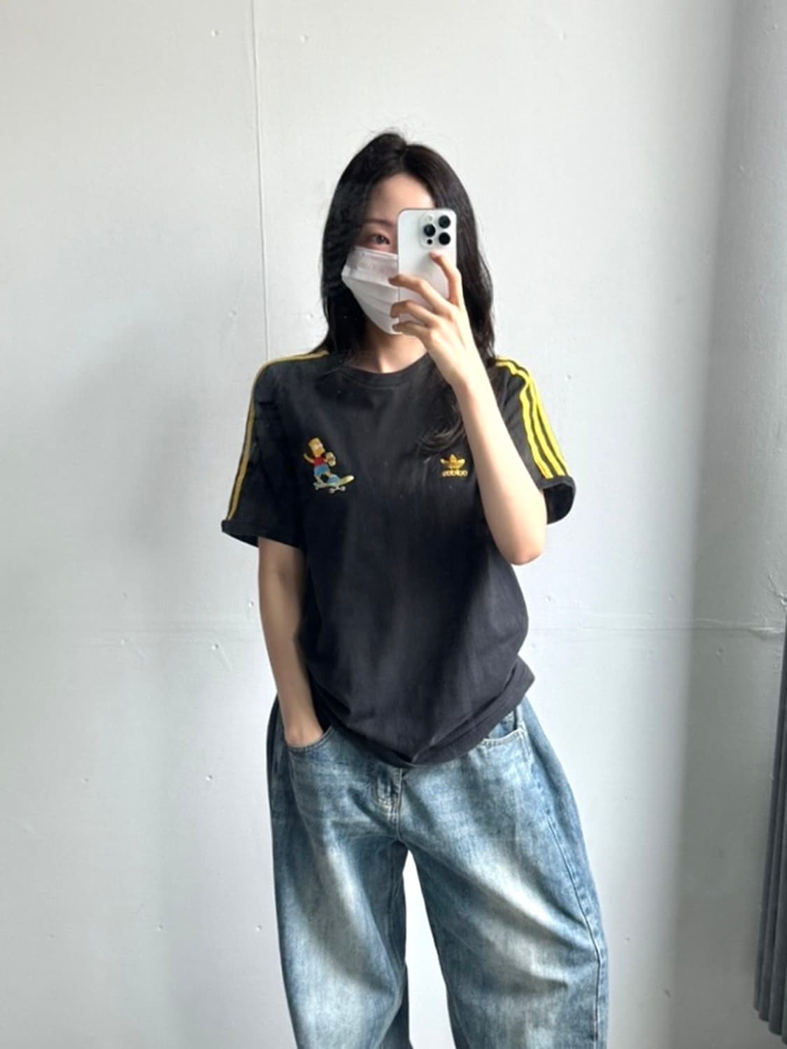 아디다스 X 심슨 사이드라인 반팔티셔츠 상품이미지1