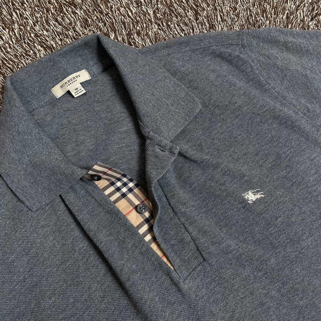 버버리 BURBERRY 그레이 반팔 카라티 M 상품이미지2