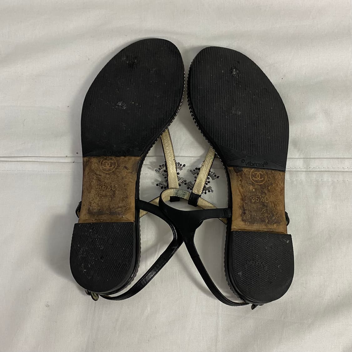샤넬 cc로고 체인 가죽 샌들 36 1/2 상품이미지7