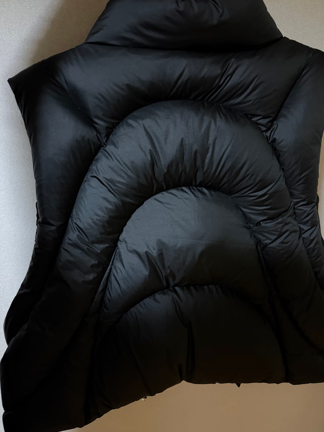 (S) 엔타이어 스튜디오 그리드 패딩조끼 상품이미지5