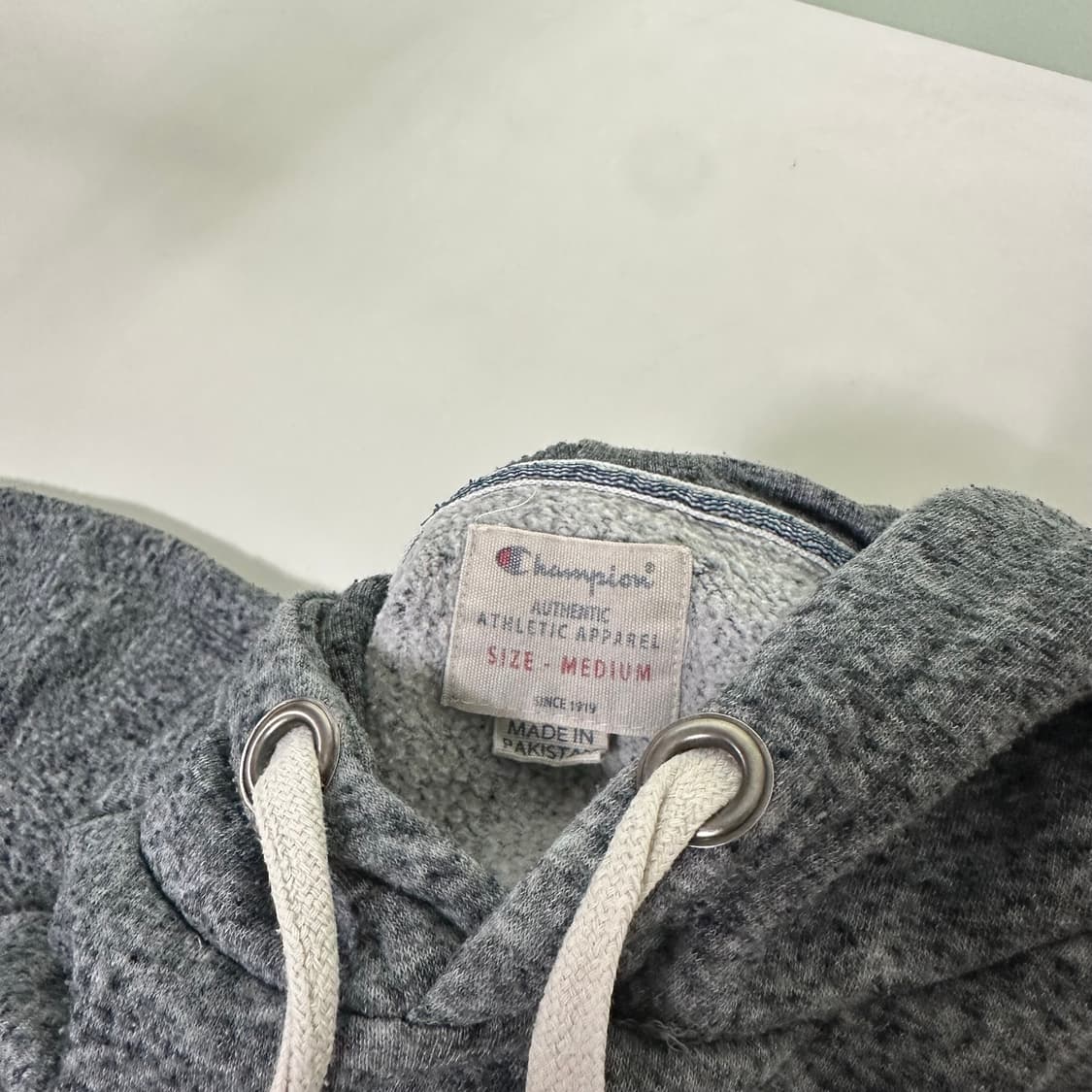 M 챔피온 나염진그레이 빅패치로고 폴리코튼 후드티 상품이미지4
