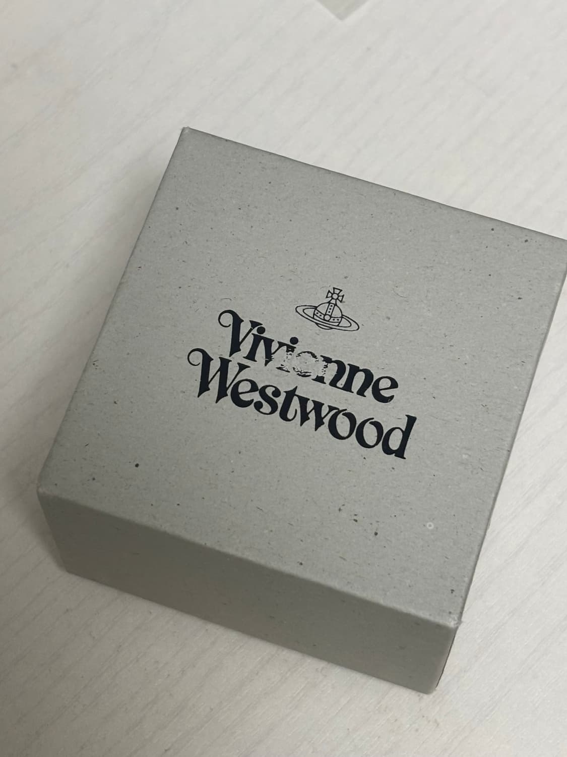 비비안웨스트우드 박쥐 orb 목걸이 상품이미지2