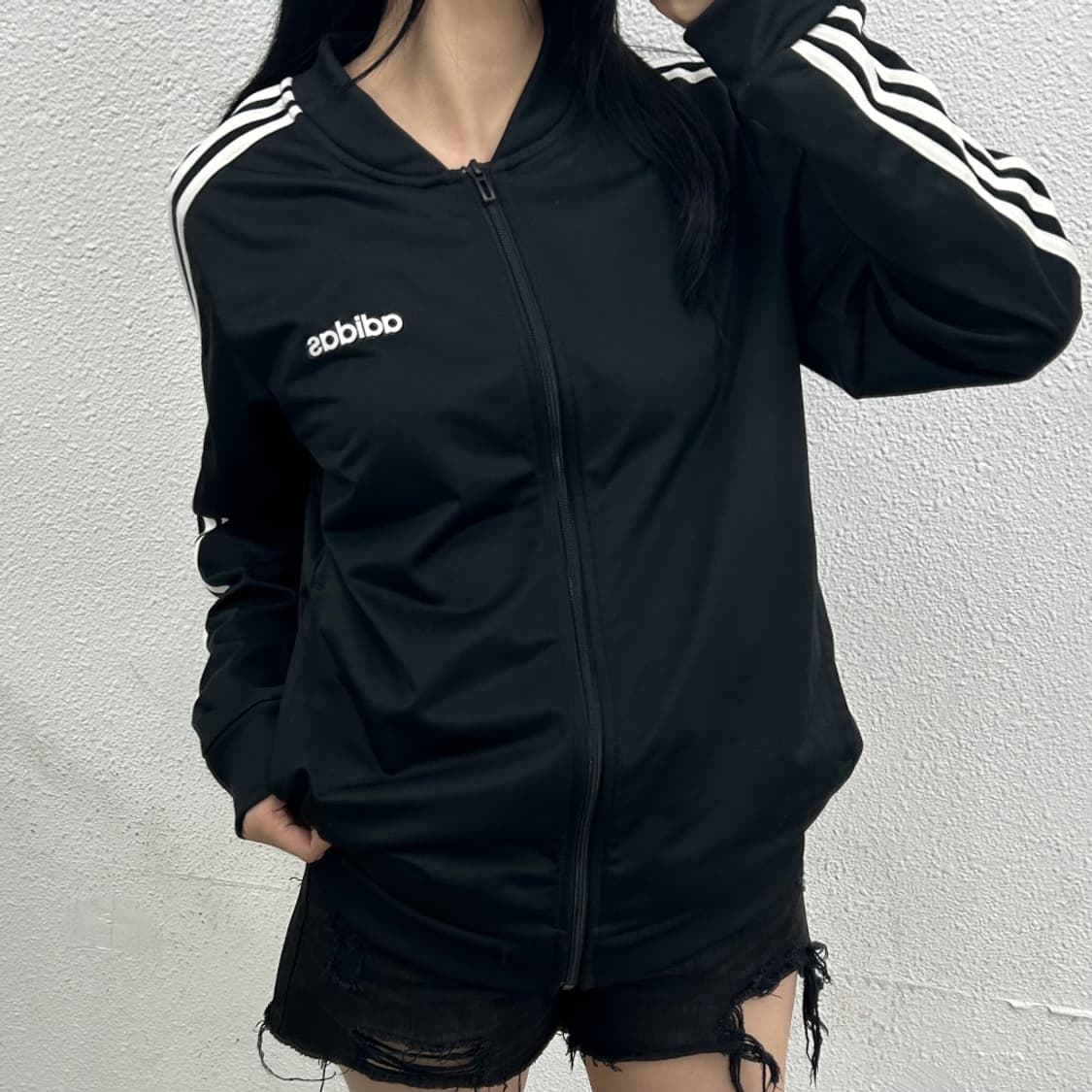  [코르티스착용] 아디다스 화이트라인 블랙 트랙탑 XL 상품이미지2