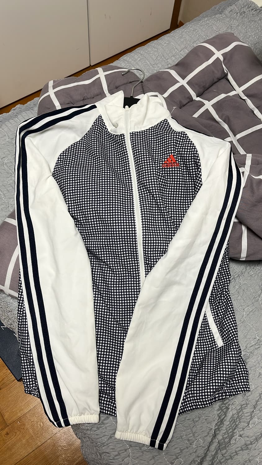 아디다스 바람막이 상품이미지1