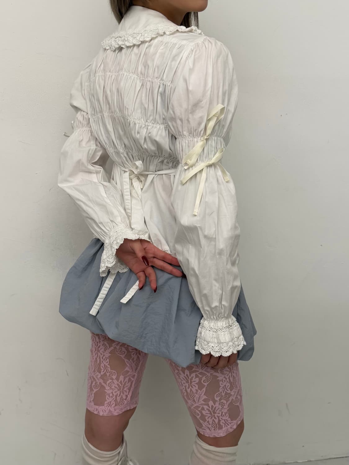 화이트 프릴 디테일 블라우스 상품이미지7