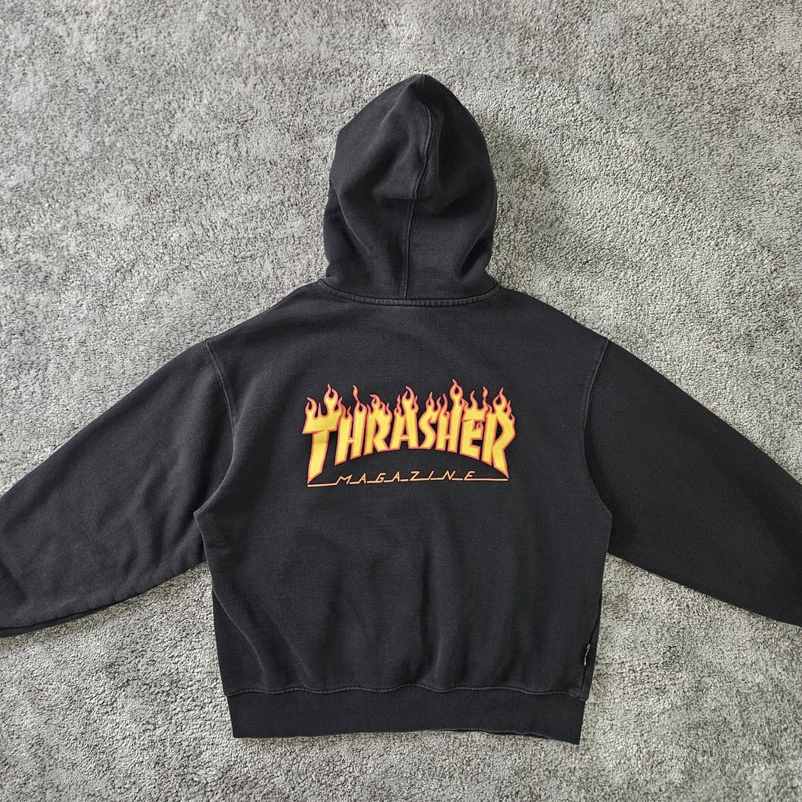 [무료배송] THRASHER 후드 집업 상품이미지1
