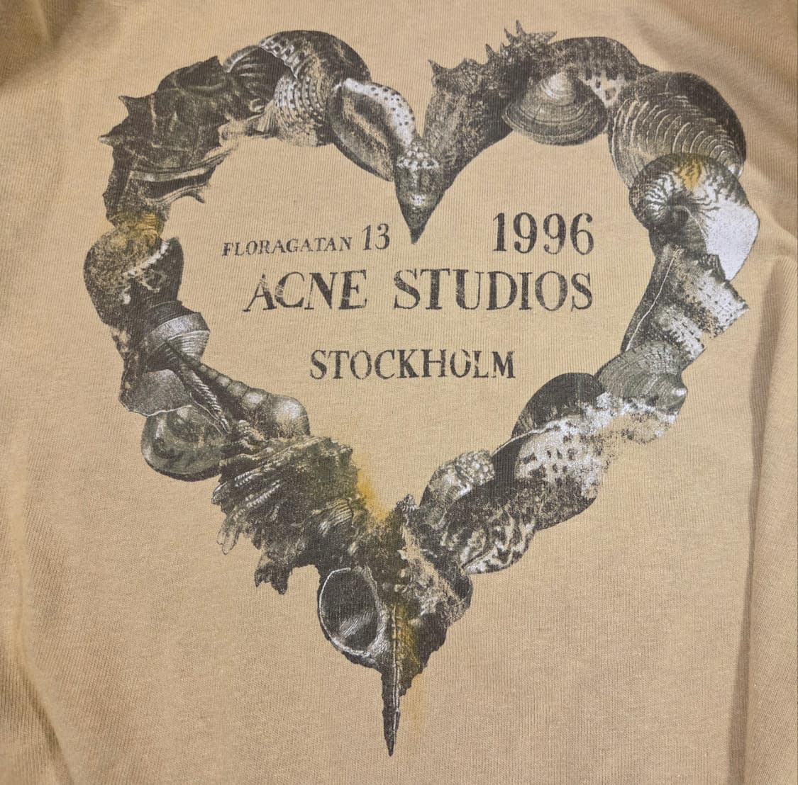 아크네 스튜디오 티셔츠 상품이미지4