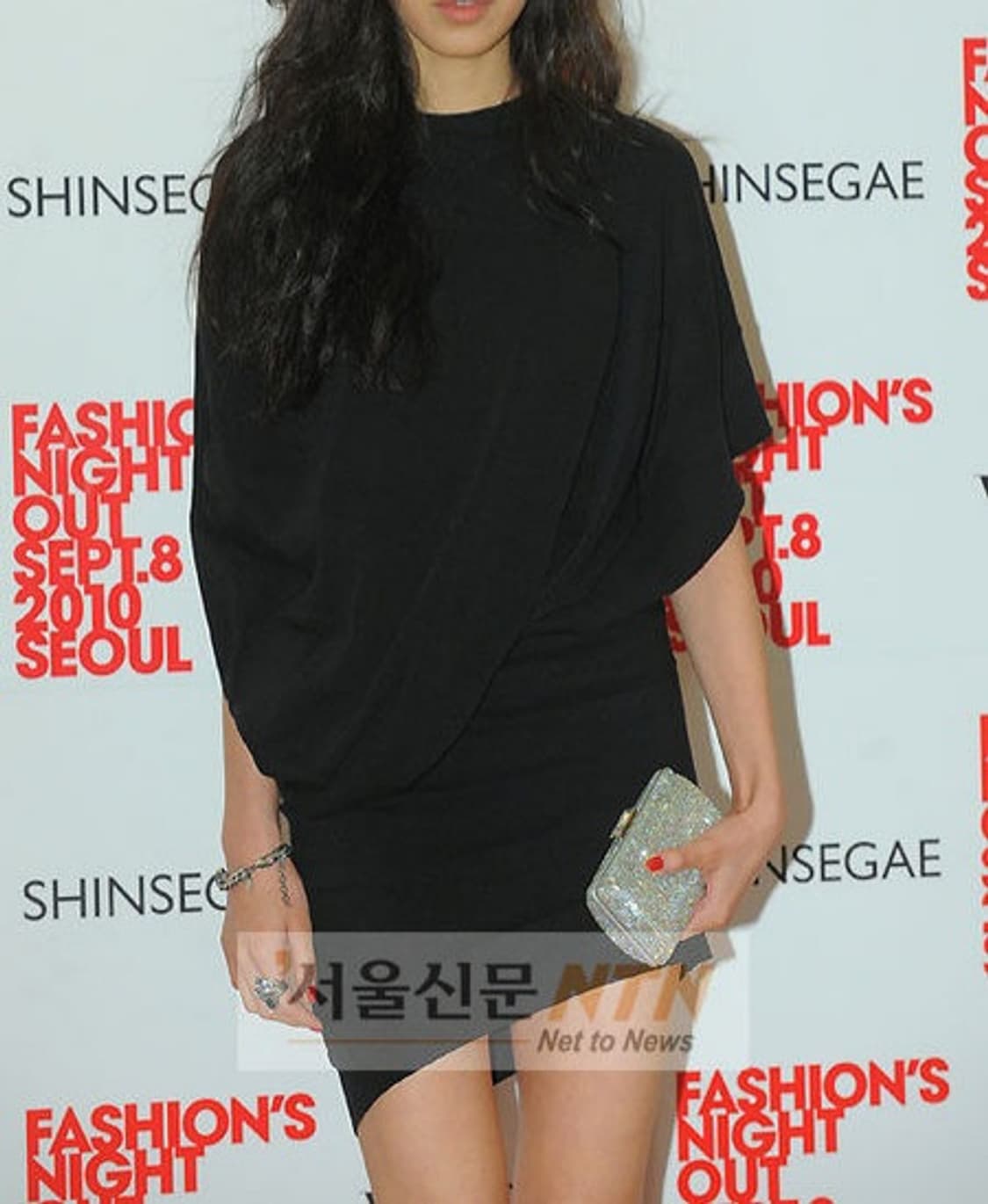 정품) 알렉산더왕 블랙 바디콘 니트 원피스 상품이미지3