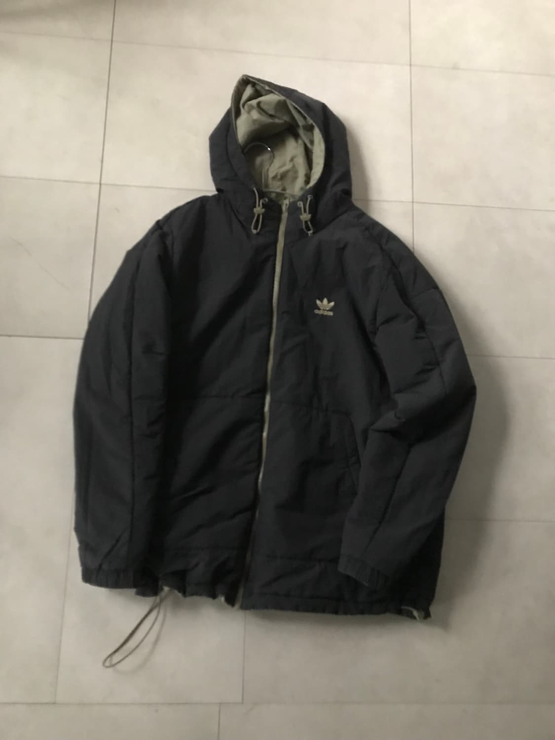 아디다스 리버시블 카키 블랙 패딩 상품이미지6