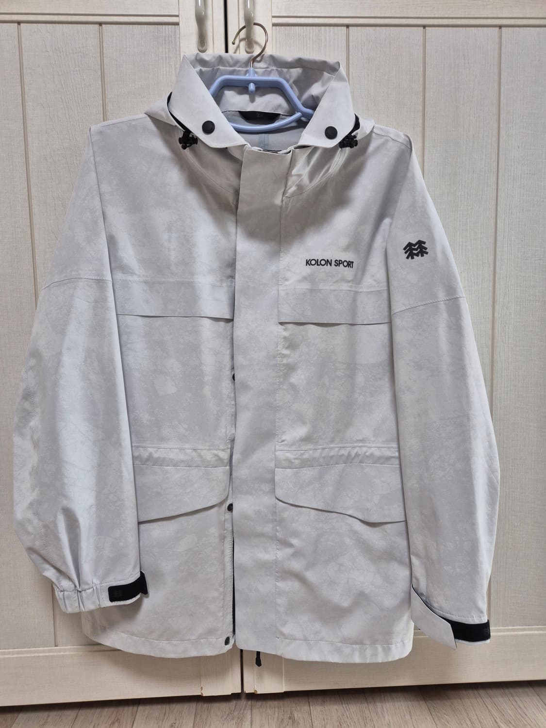 코오롱스포츠의 기능성 자켓 상품이미지1