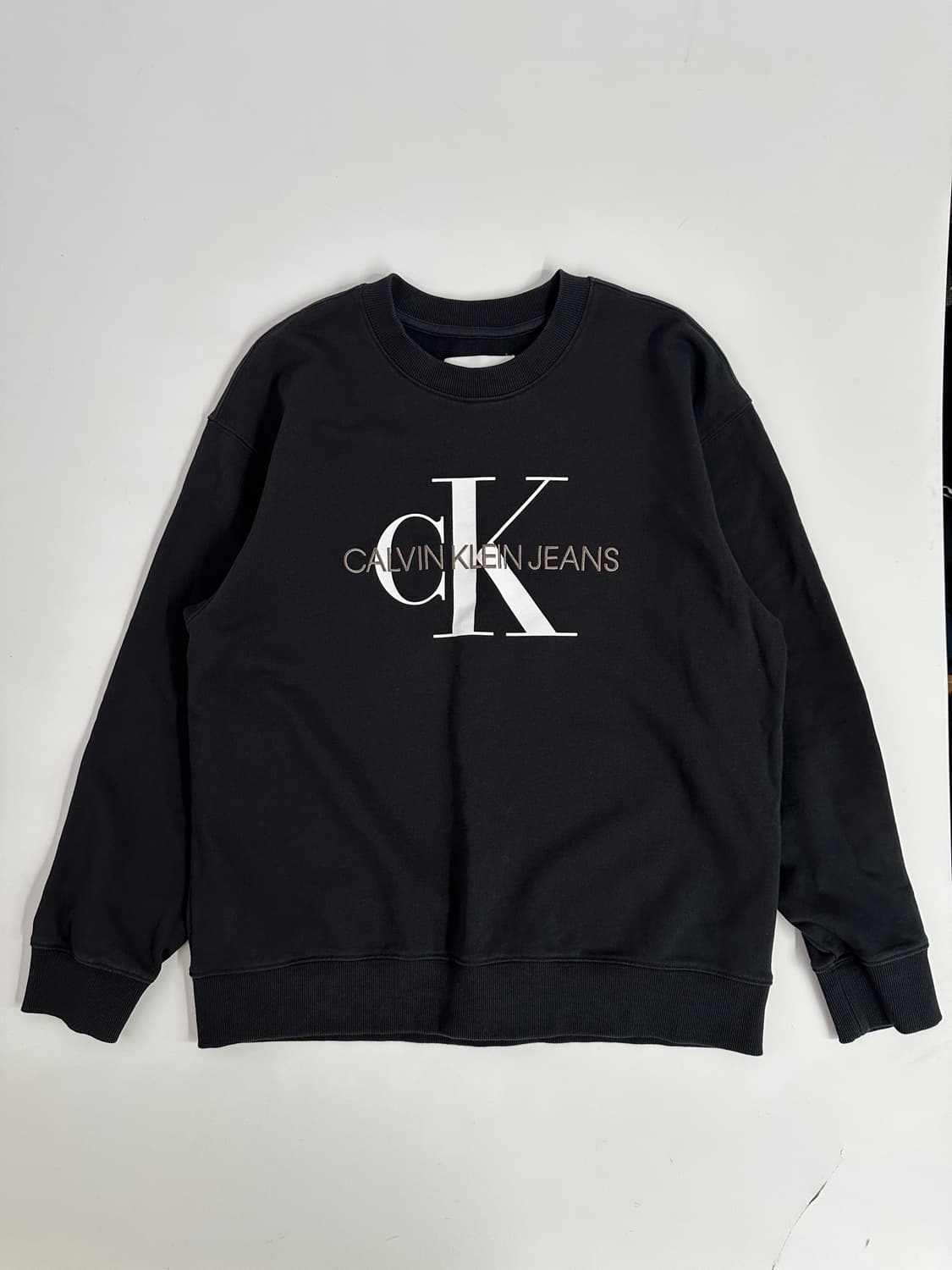 Calvin klein 캘빈클라인 빅로고 맨투맨 블랙 M 상품이미지1