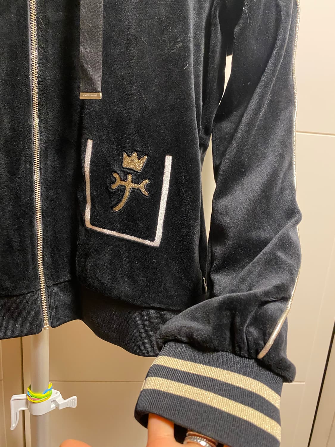 카스텔바작 벨벳 후드집업 블랙 상품이미지3