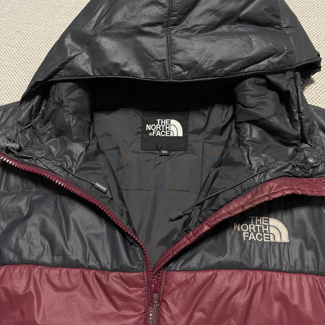 노스페이스 후디 경량패딩 상품이미지2