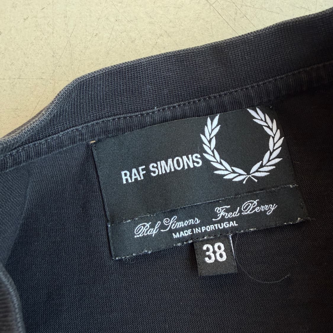 라프시몬스 x 프레드페리 테이프 하프티 상품이미지6