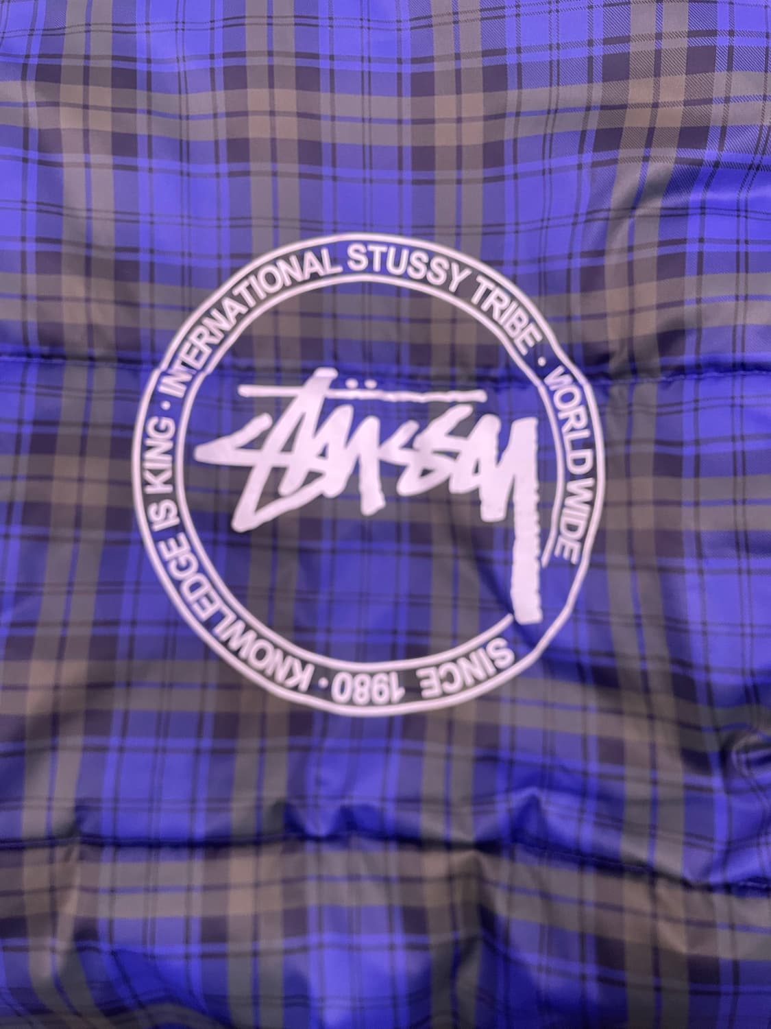 스투시 체크 리버시블 패딩 상품이미지1