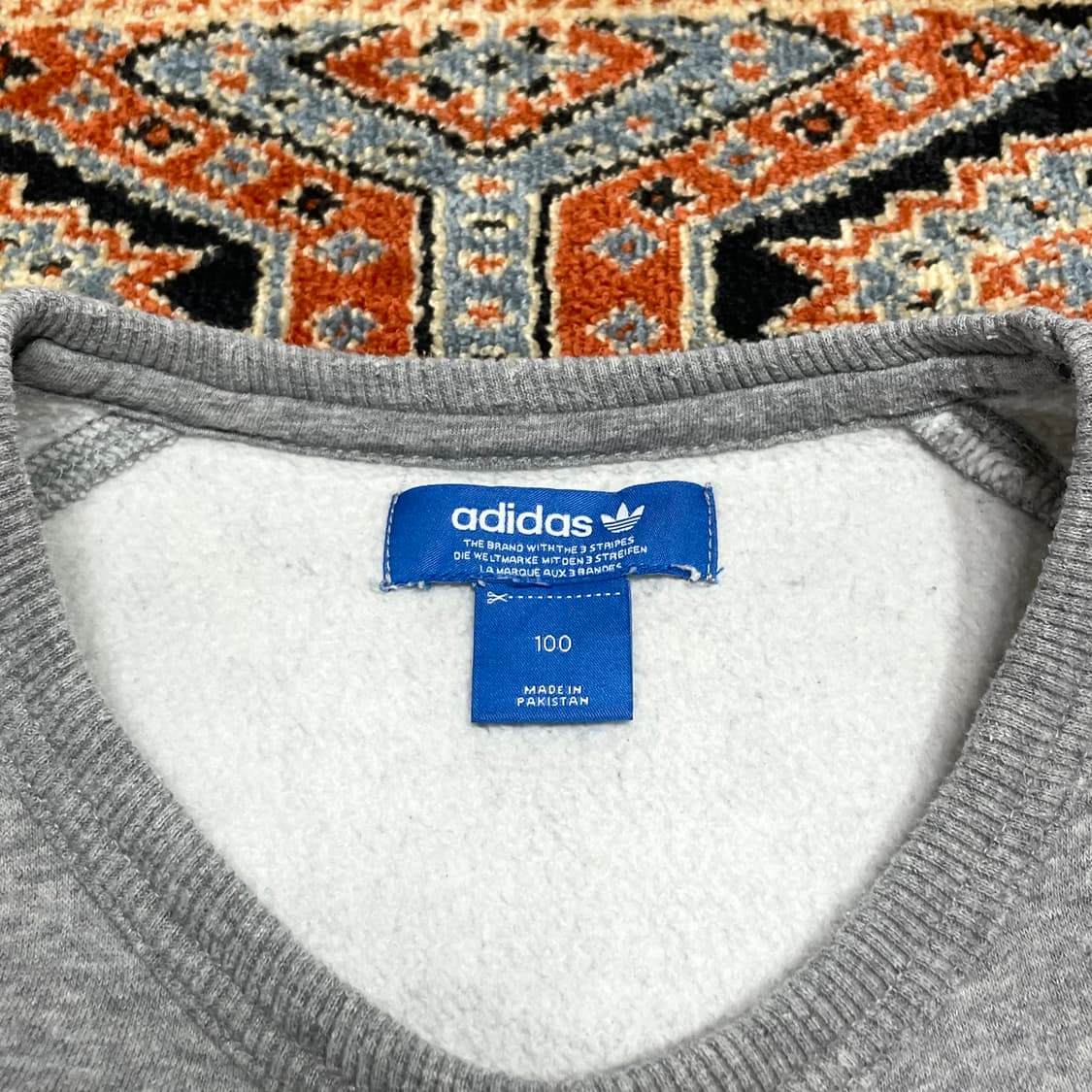 아디다스 오리지널 파이어버드로고 그레이 기모 맨투맨 남성100 상품이미지3