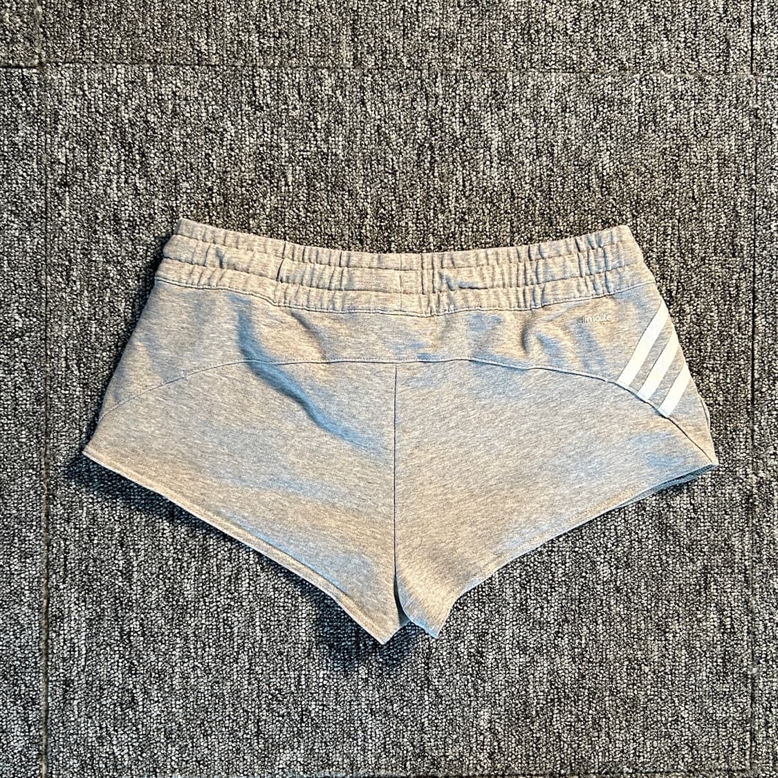 아디다스 그레이 트레이닝 숏팬츠 상품이미지2