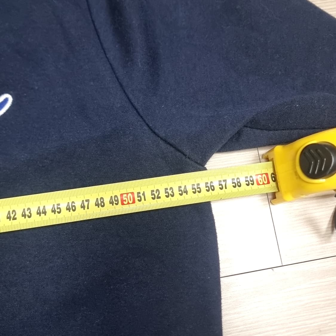 한국에서 생산된 챔피온 맨투맨티 그레이(100) 상품이미지4