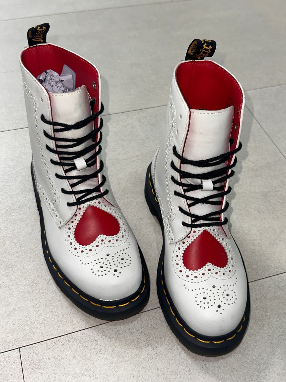 닥터마틴 발렌타인 8홀 벤틀리하트 (한정판)  상품이미지3