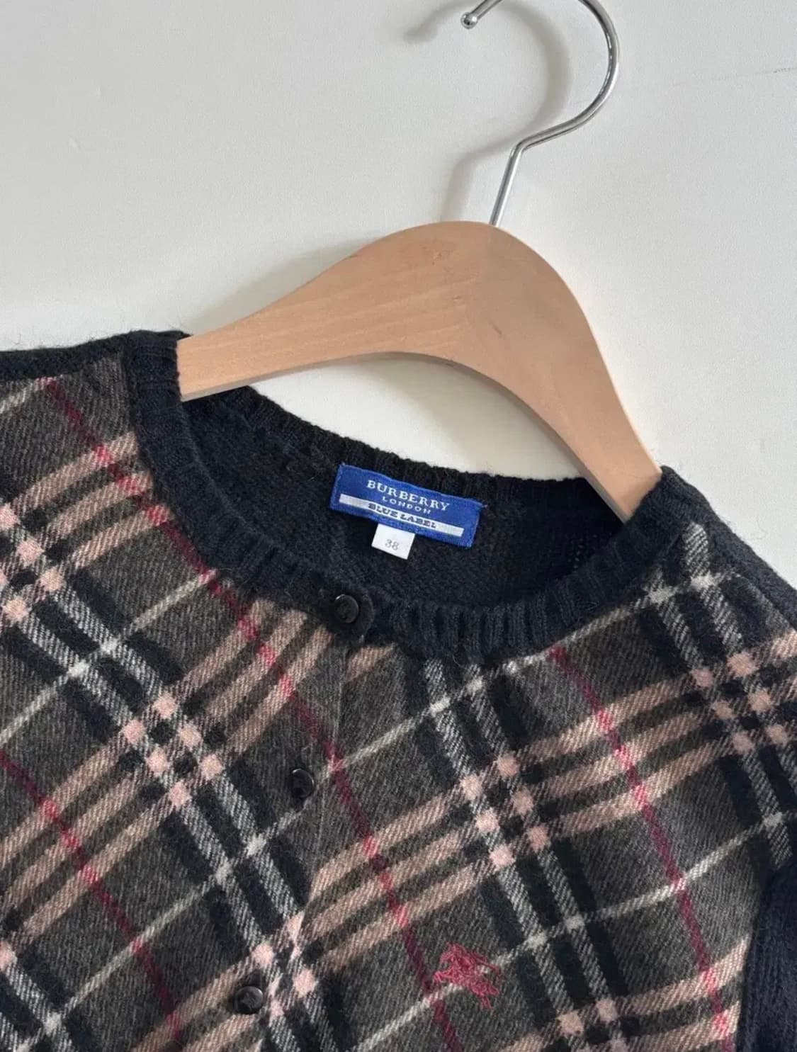 (정품) Burberry 버버리 블루 라벨 체크 니트 가디건 상품이미지5