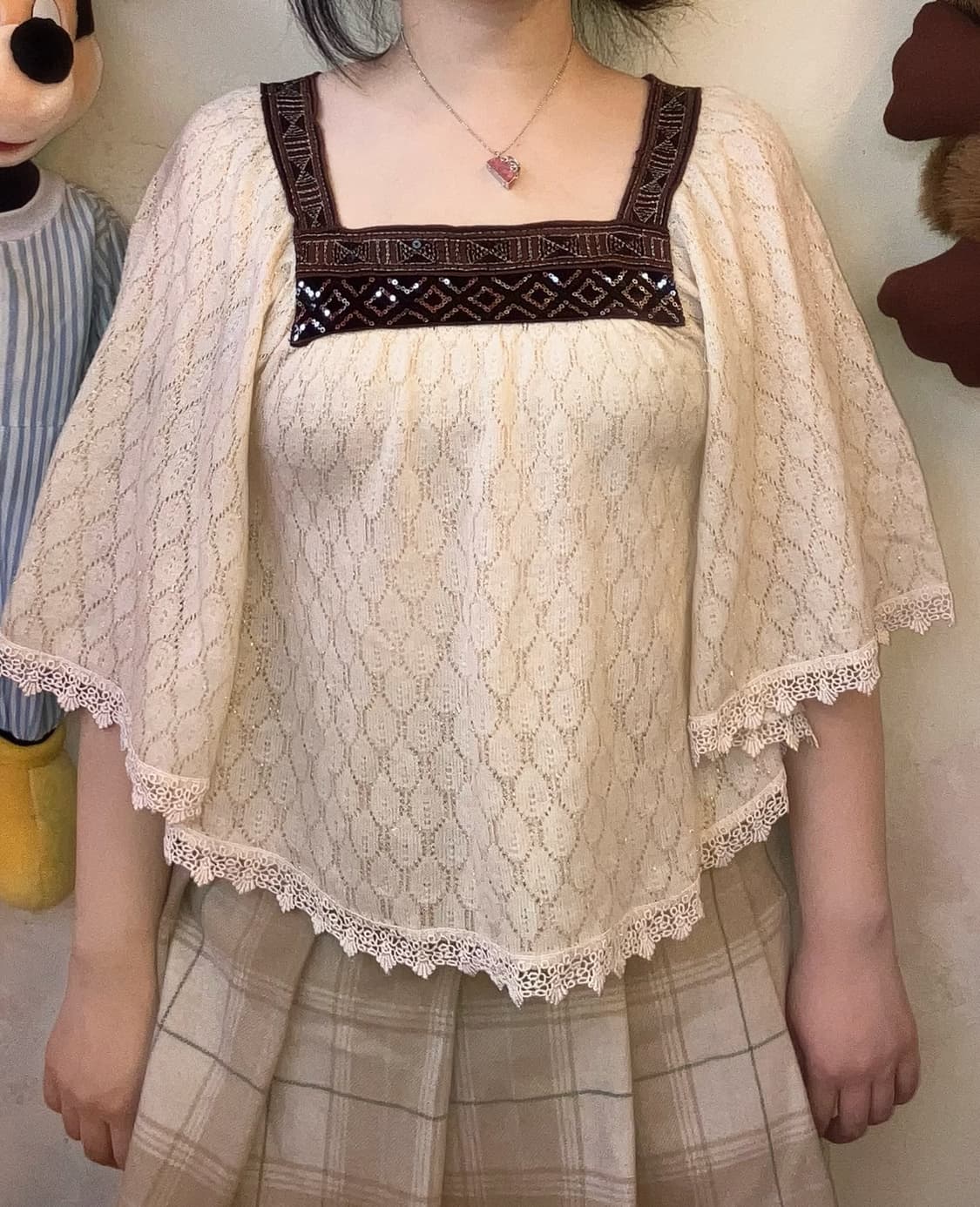 엑시즈팜 밀크티 니트 케이프 상품이미지1