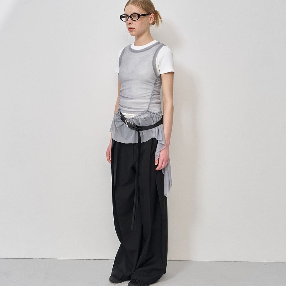LCDC MESH FRILL SLEEVELESS TOP grey 상품이미지4
