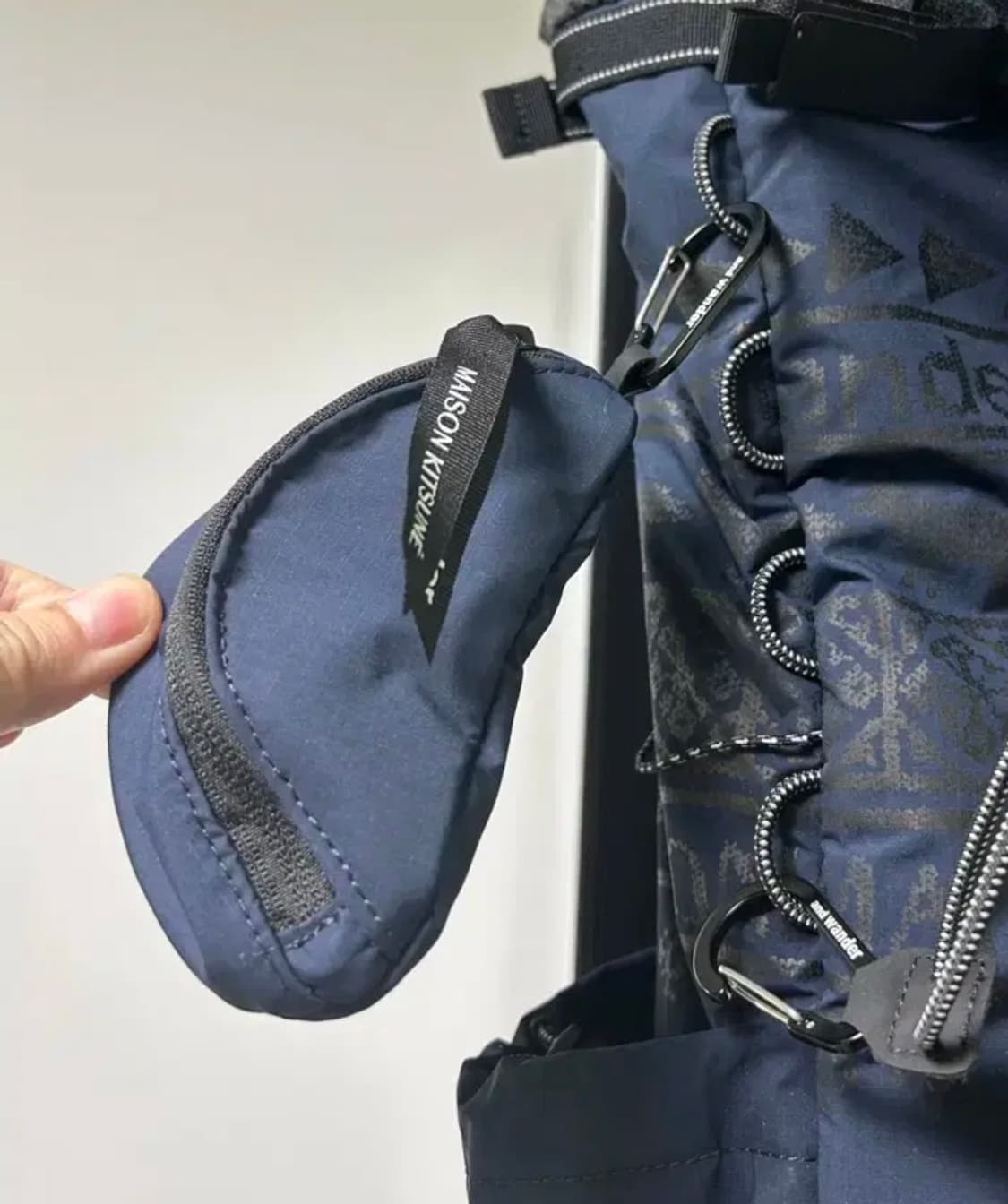 and wander X maison kitsune 30L backpack 상품이미지3