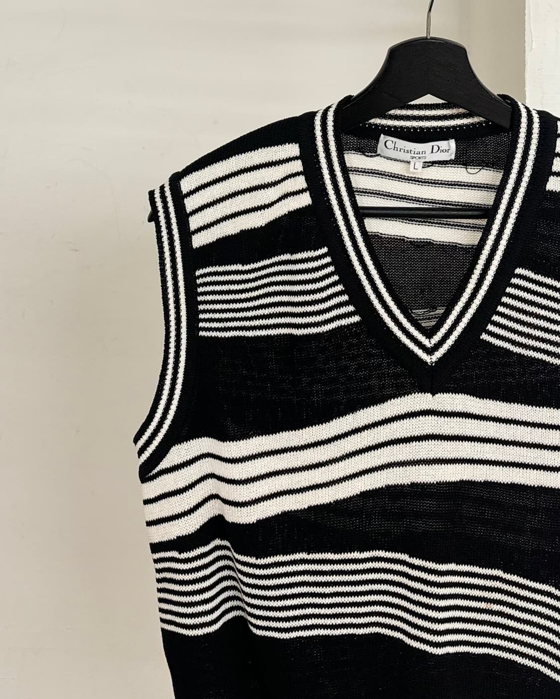 디올 스포츠 블랙 앤 화이트 스트라이프 니트 베스트 상품이미지3