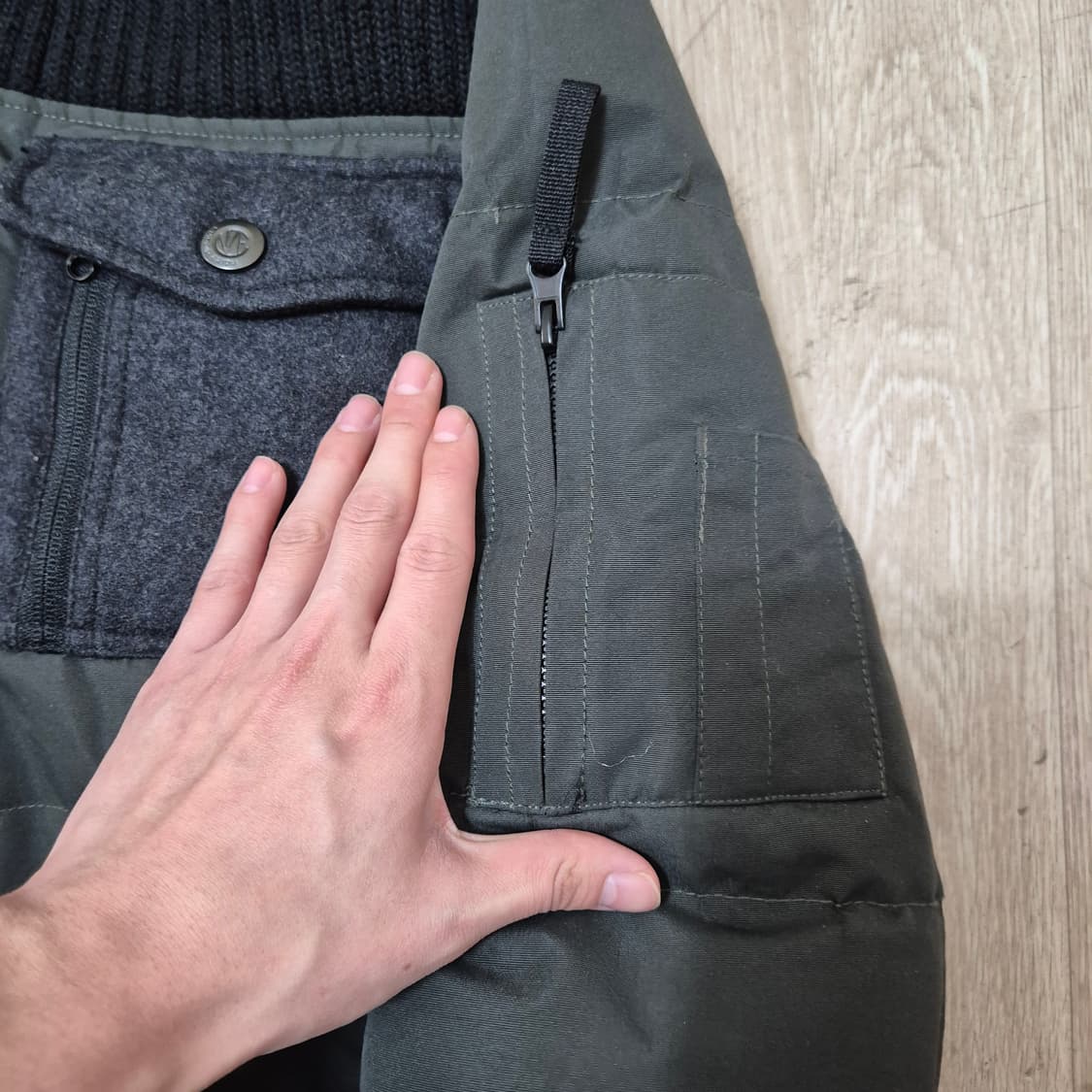 노이즈 남성 다운 후드 패딩 상품이미지5