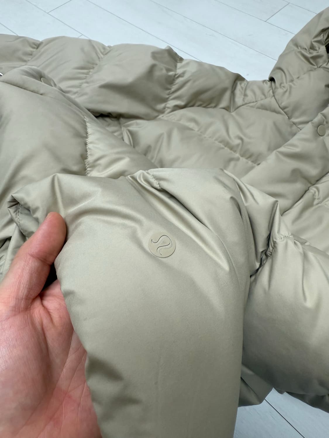 룰루레몬 패딩 M 사이즈 구스 다운   상태 괜찮습니다  8.5/10 하 상품이미지9