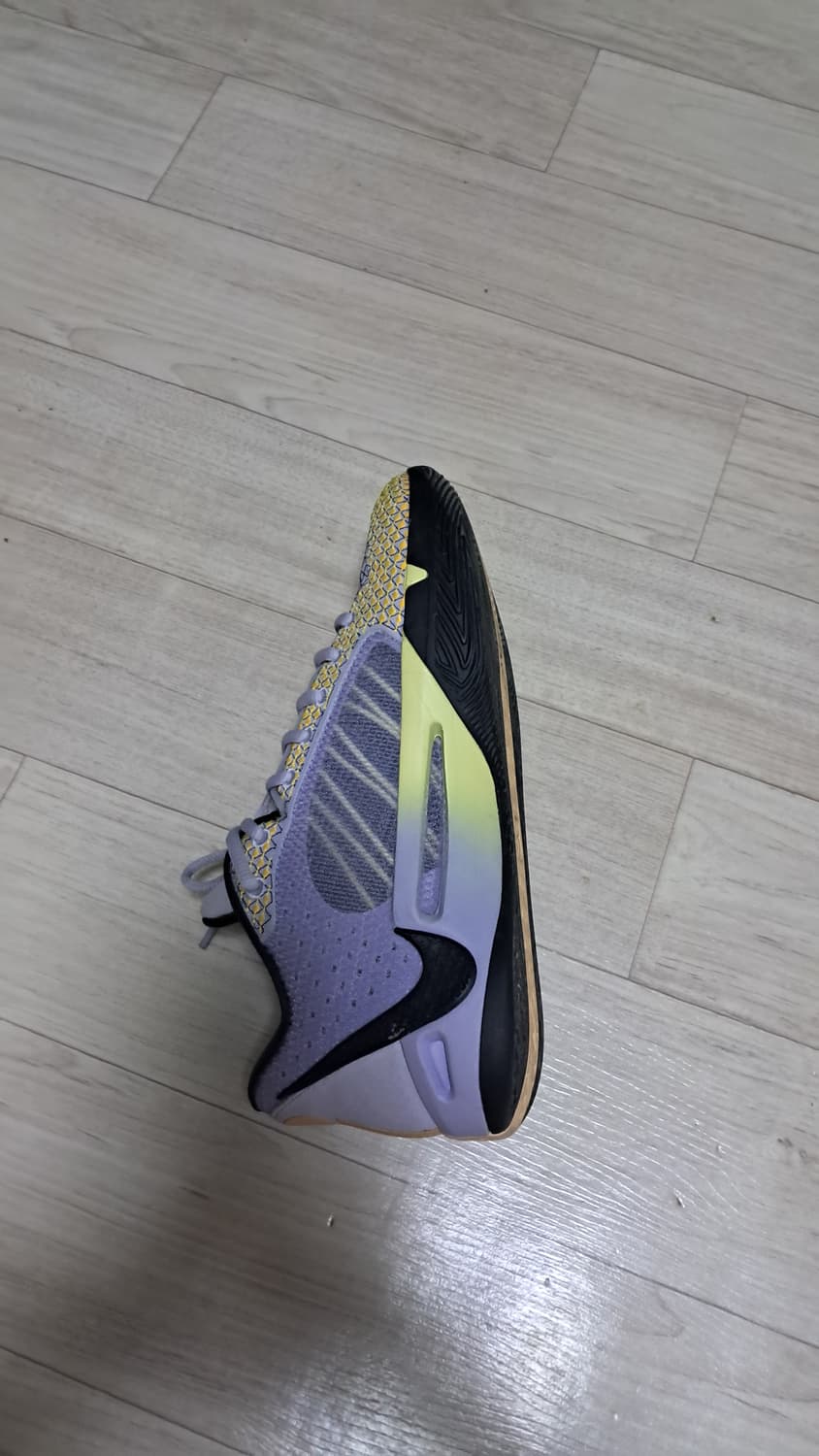 나이키 사브리나EP.1 스파크 상품이미지3