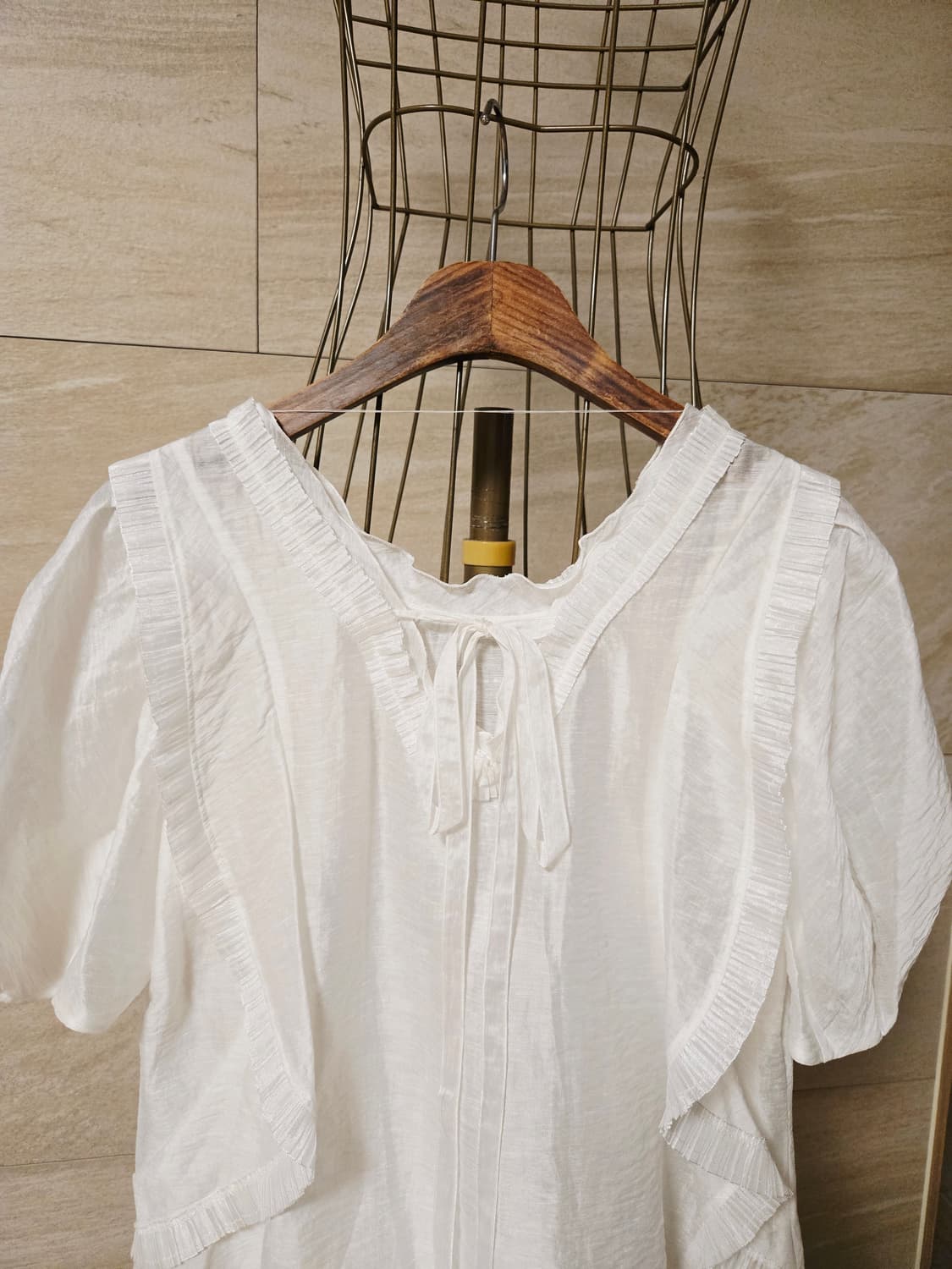 [82] MINE 마인 프릴 블라우스 2025 상품이미지8