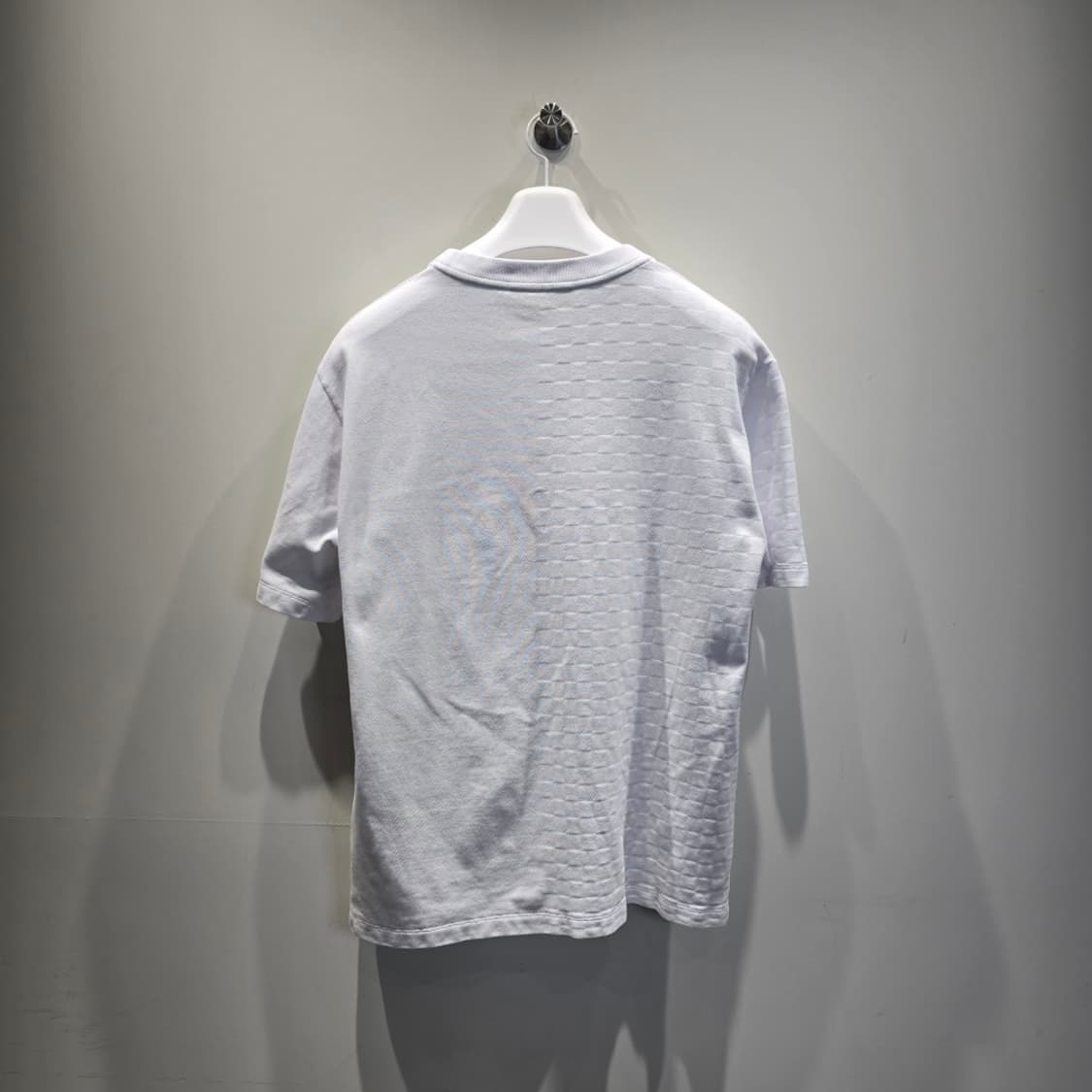 [중고/정품] 루이비통 하프 다미에 포켓 티셔츠 화이트 XL 상품이미지2