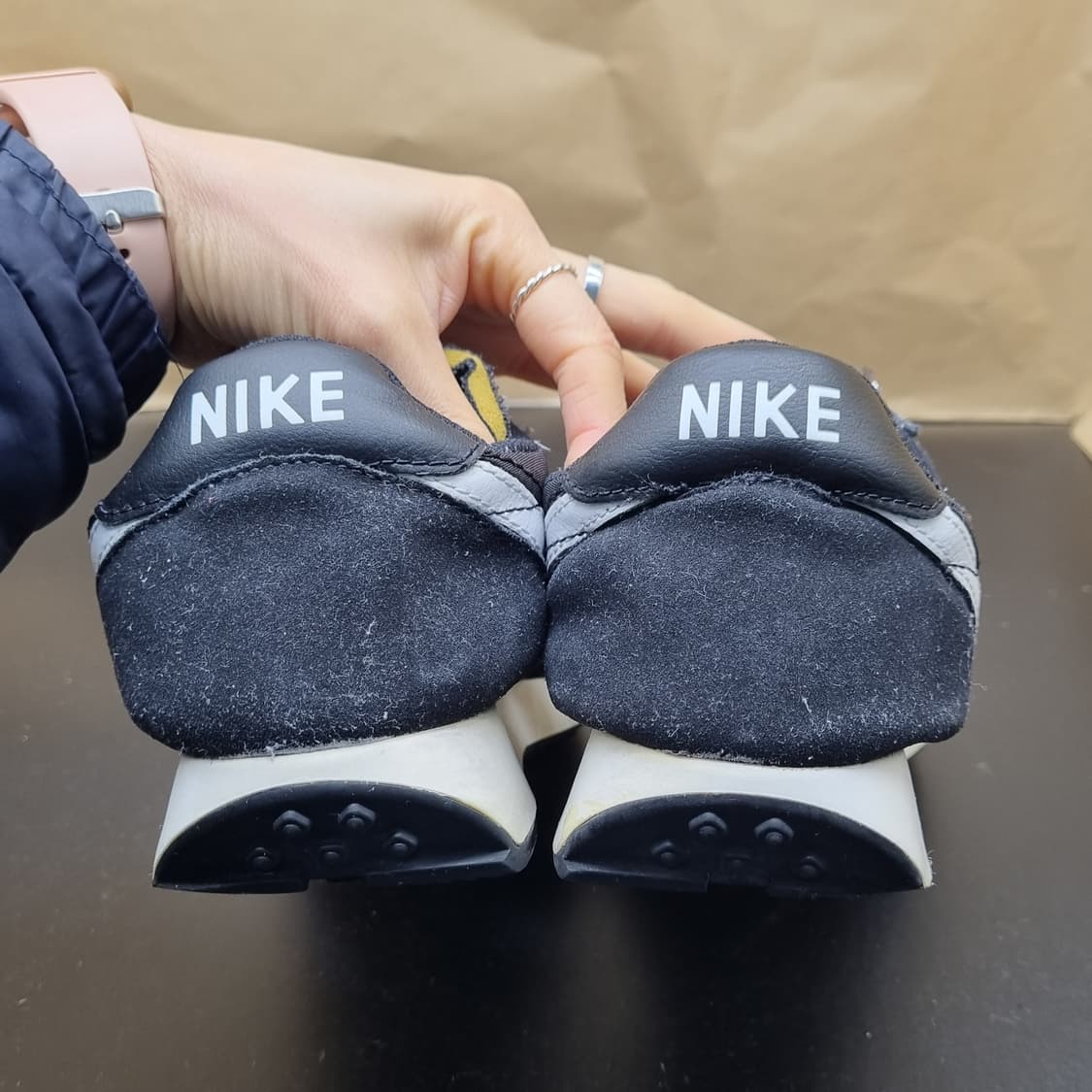 나이키 테일윈드79 검흰 남성운동화275  상품이미지4