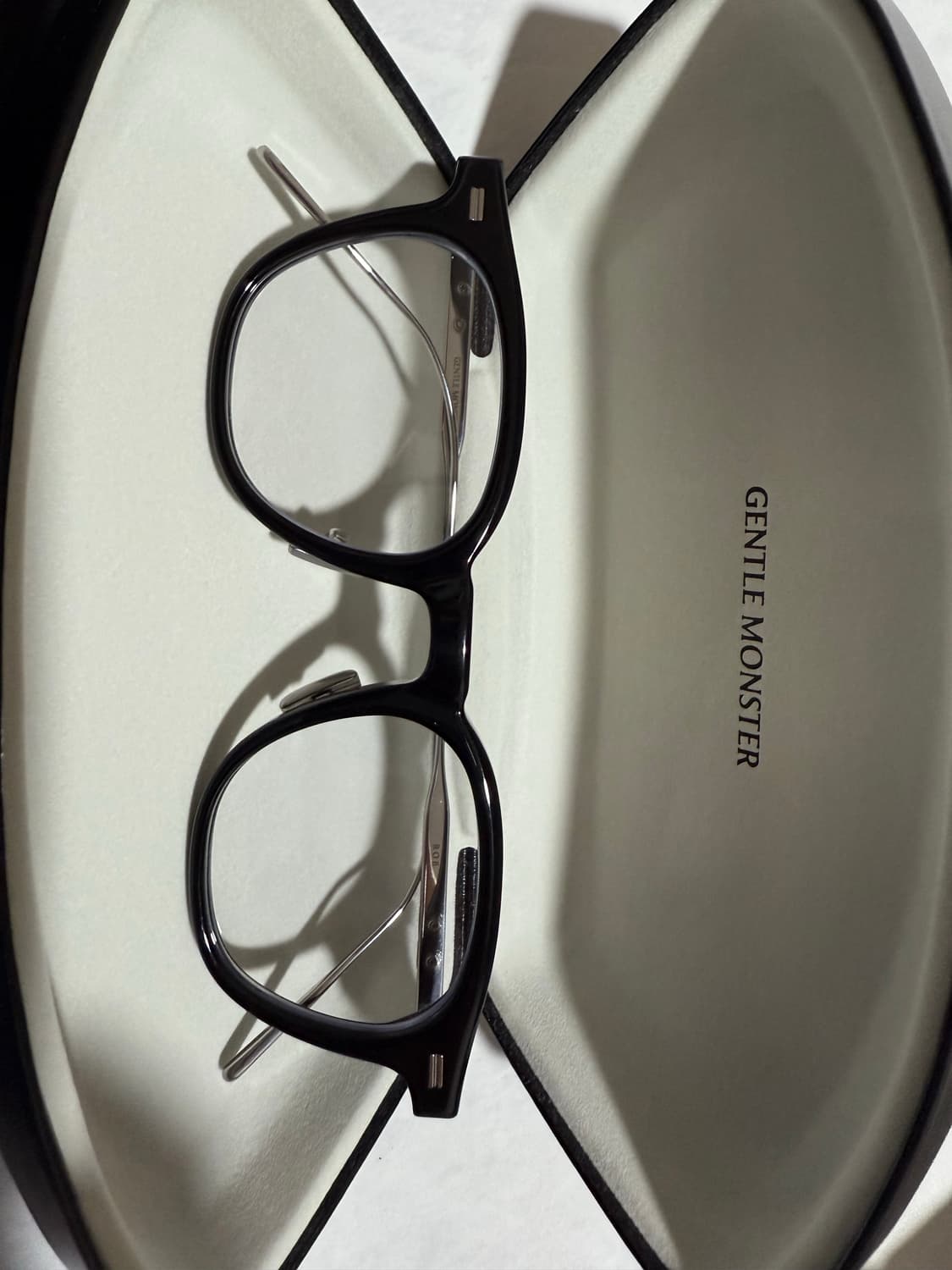 젠틀몬스터 rob 01 상품이미지1