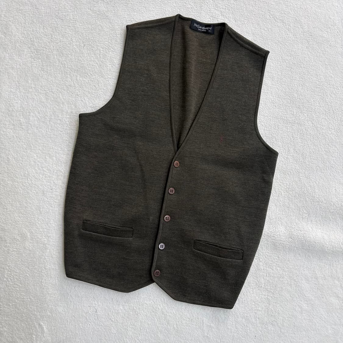 95 입생로랑 브라운 브이넥 니트 베스트 0331T 상품이미지1