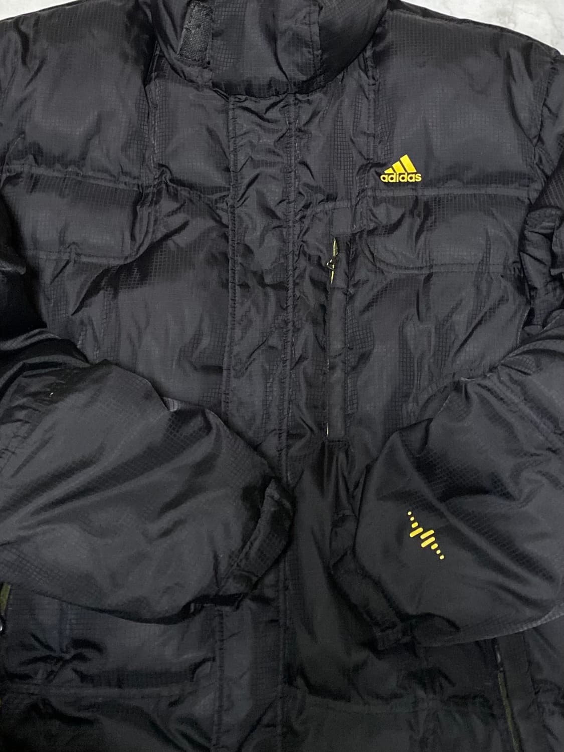 아디다스 올드스쿨 패딩 자켓 사이즈 110 상품이미지4