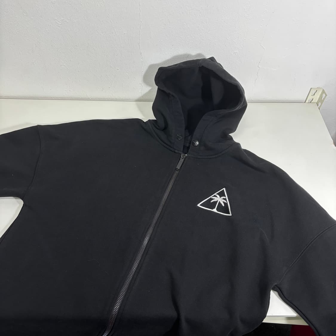 L 팜엔젤스 블랙 루즈오버핏 야자수패치 스웻후드집업 상품이미지2