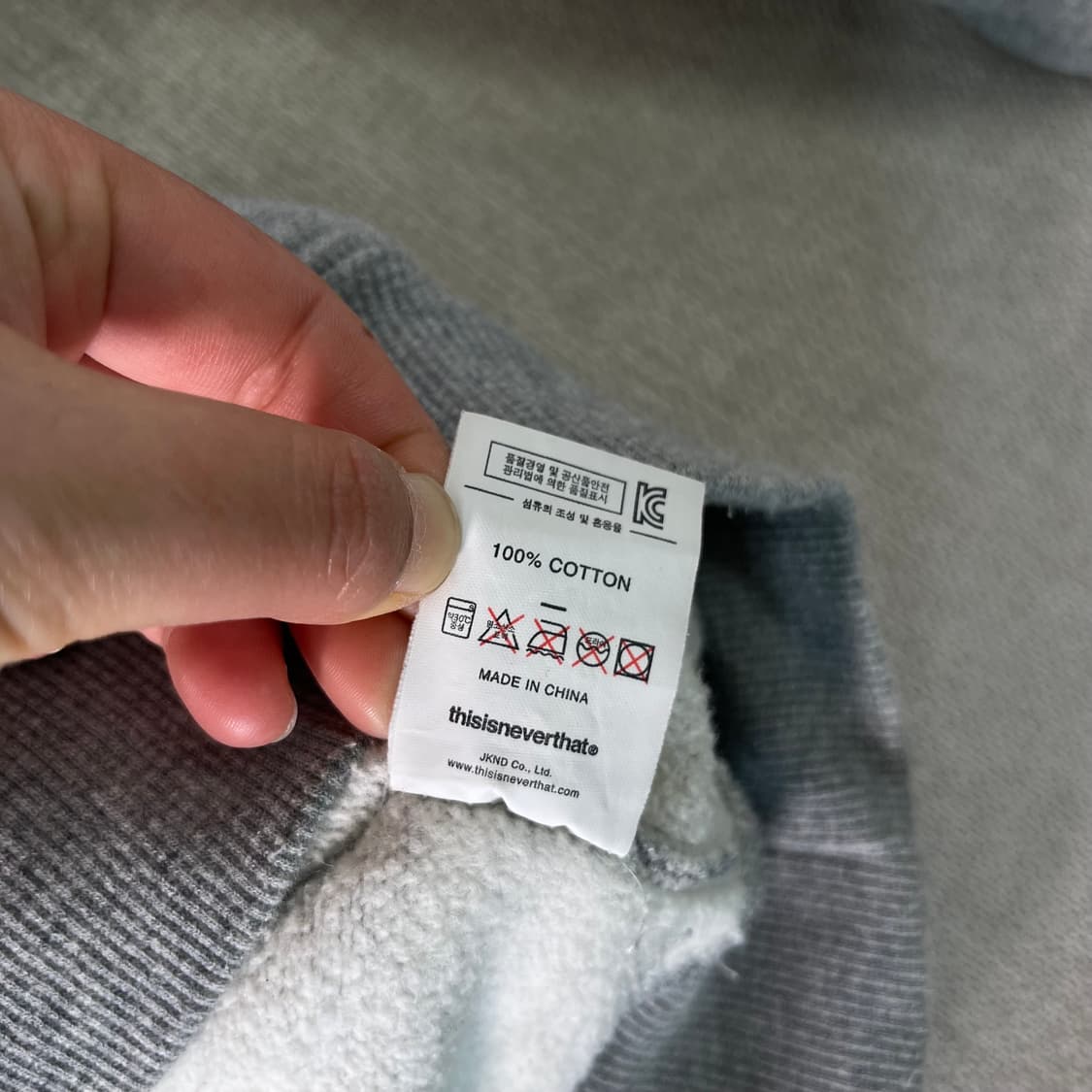 100 디스이즈네버댓 스펠아웃 자수로고 후드티 상품이미지6