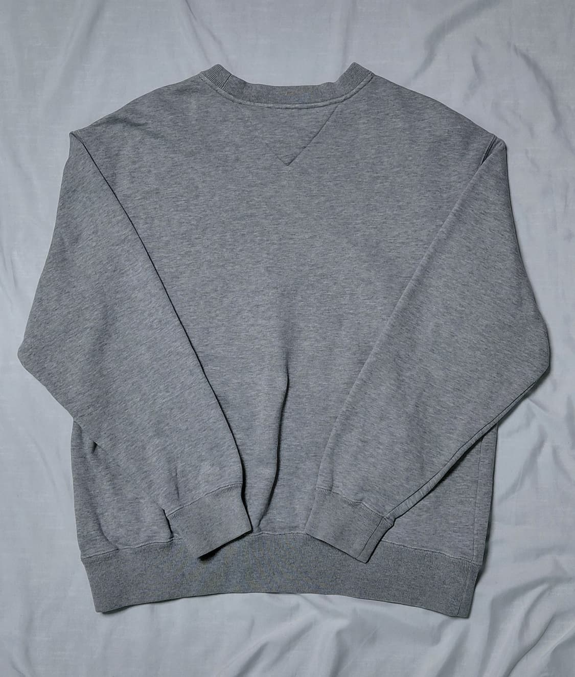 [M~L] 타미 힐피거 정품 클래식 로고 맨투맨 (그레이/기모없음) 상품이미지5