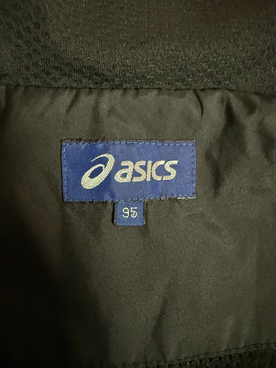 아식스 바람막이 상품이미지3