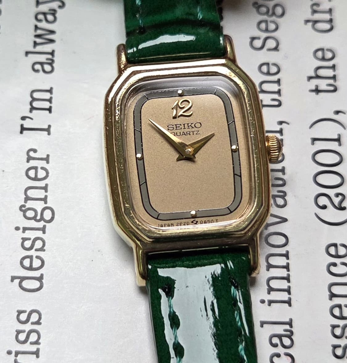 레어] 빈티지 세이코 미니탱크 희귀 투톤다이얼 칼침핸즈 슬림쿼츠 여성용  상품이미지1