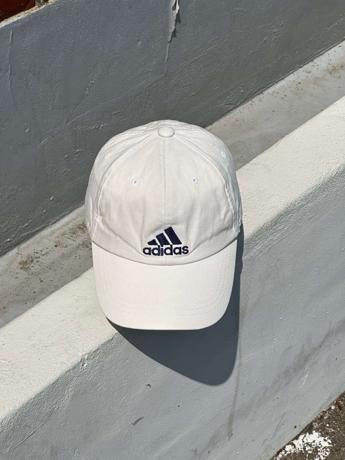 [M-L] 00s 아디다스 로고 화이트 볼캡 모자 상품이미지1