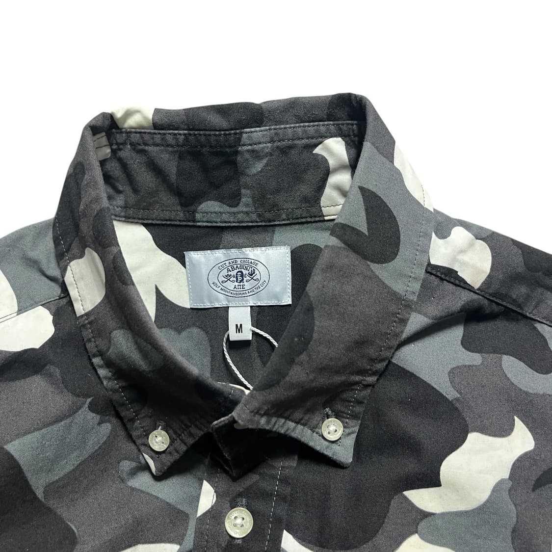 베이프 흑계 반팔 셔츠 상품이미지3