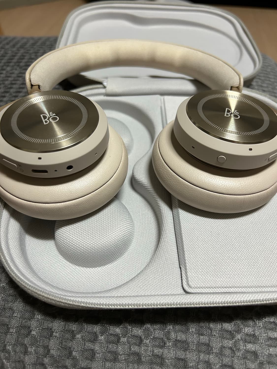 Bang&olufsen beoplay hx headphone 상품이미지4