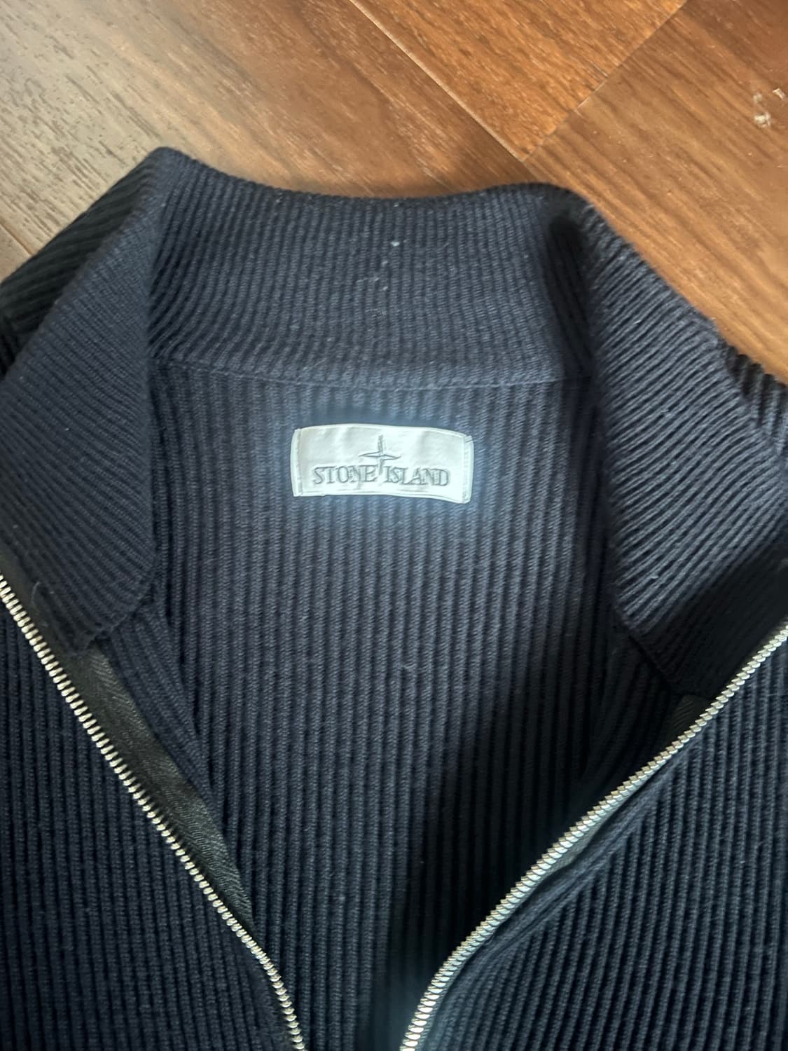 스톤아일랜드 리브드 니트 네이비 집업 (L) 상품이미지2
