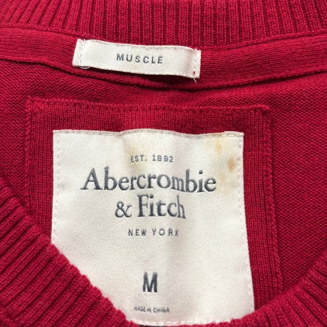 아베크롬비 버건디 레드 브이넥 니트  상품이미지5